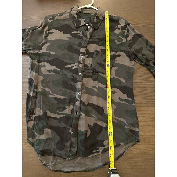 Rails Womens Medium Button Down Shirt Blouse Green Brown Camo Lightweight Travel - Picture 8 of 9